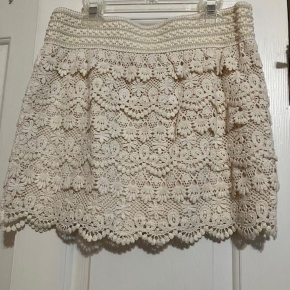 American Rag Cream Lace A-Line Mini Skirt - Picture 2 of 4